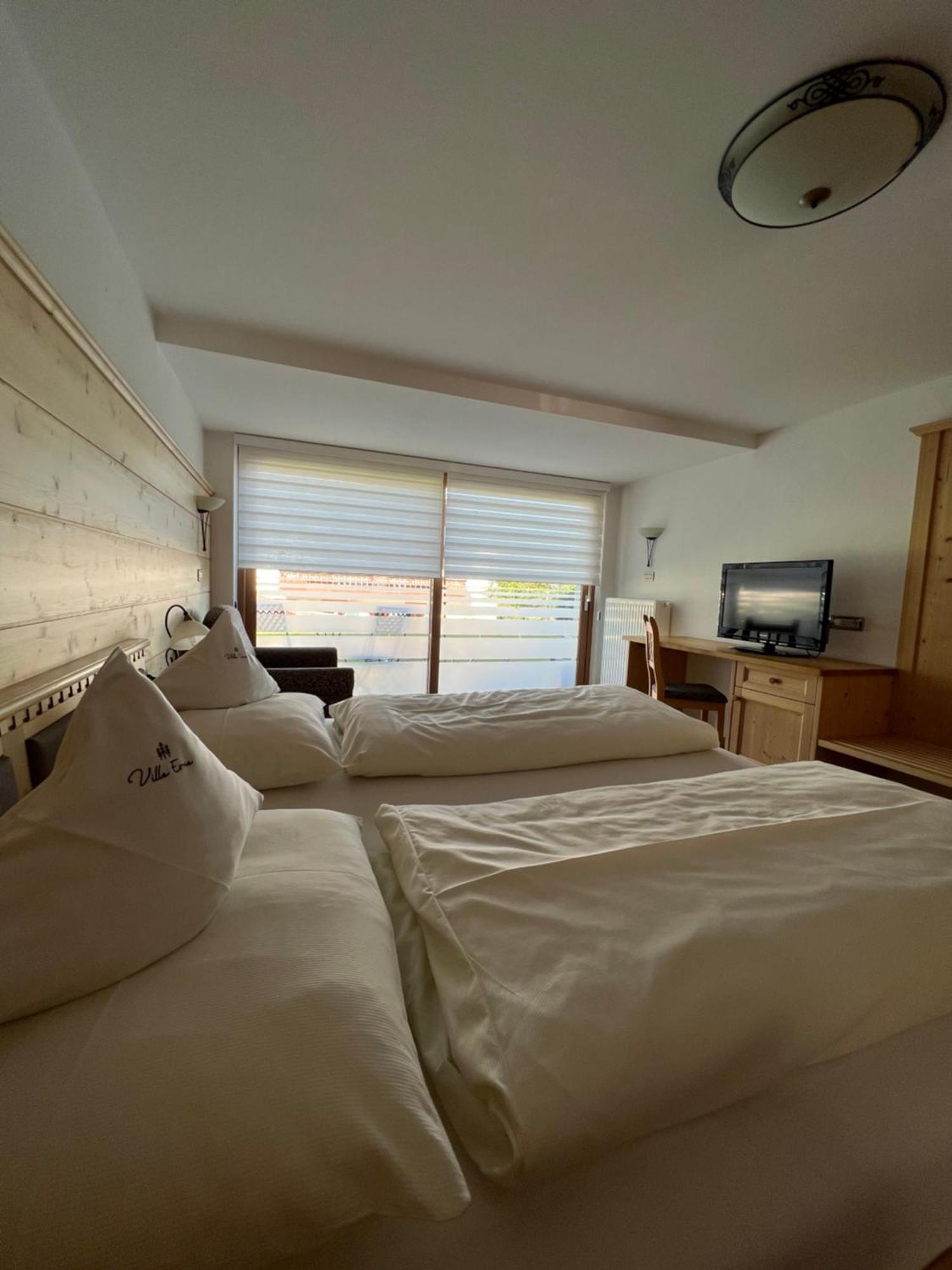 Garni Villa Erna Selva di Val Gardena Chambre photo