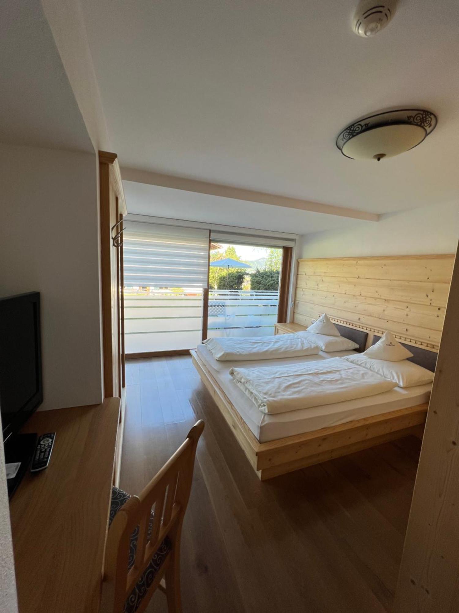 Garni Villa Erna Selva di Val Gardena Chambre photo