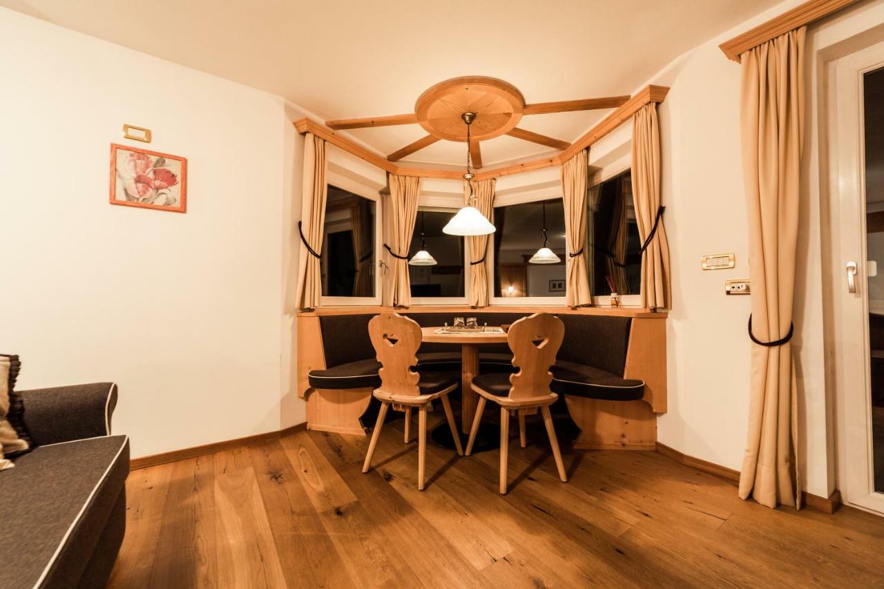 Garni Villa Erna Selva di Val Gardena Extérieur photo